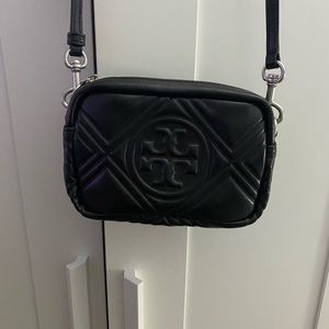 Tory Burch Perry bombe